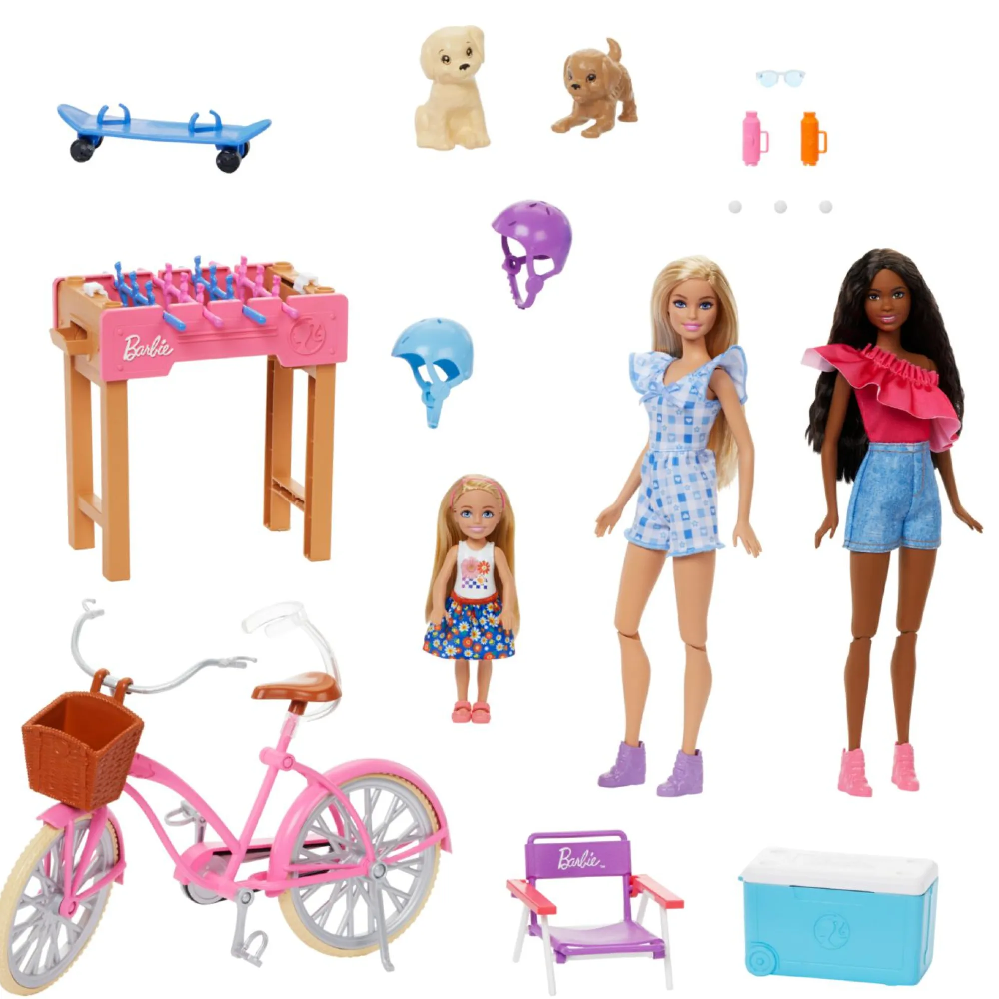 Barbie – divertimento in giardino, set con 3 bambole, 2 cuccioli, bicicletta, skateboard e accessori> Fashion Dolls