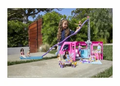 Barbie camper dei sogni playset con veicolo con ruote funzionanti, 7 aree gioco, piscina, scivolo e +60 accessori, giocattolo per bambini 3+ anni> Camper E Veicoli Per Bambole