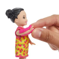 Barbie pediatra set con bambola e accessori a tema><noscript><img width=