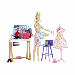 Barbie ,  playset atelier con bambola stilista, outfit alla moda e tantissimi accessori, giocattolo per bambini 3+ anni><noscript><img width=