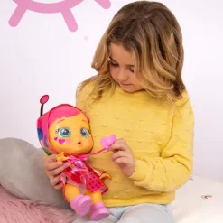 CRY BABIES stars lady, bambola elettronica che piange lacrime vere che illuminano le stelline nei suoi occhi!><noscript><img width=