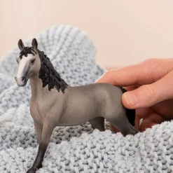 Schleich Giumenta cheval de selle francais –> Action Figures