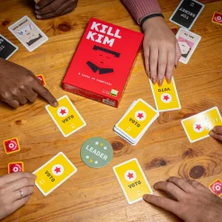 ROCCO GIOCATTOLI Kill kim – yas!games – l’unico in italiano – party games><noscript><img width=