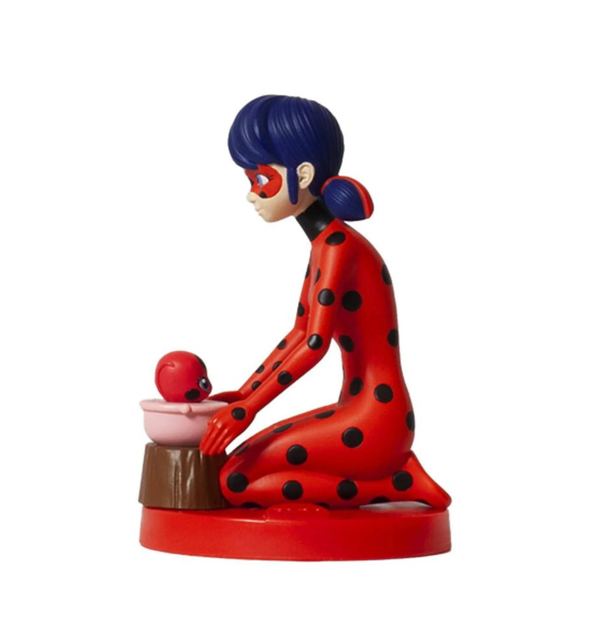 FABA Le storie di lady bug e chat noir – – un coinvolgente contenuto audio realizzato con le voci originali dei personaggi della serie tv che farà innamorare tutti gli appassionati di ladybug e chat noir, desiderosi di rivivere le emozioni delle loro prime avventure da supereroi> Raccontastorie