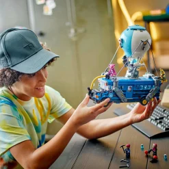 Lego fortnite 77073 bus della battaglia, autobus giocattolo da costruire con 10 personaggi, giochi bambini 10+ da collezione> Mattoncini