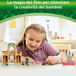 Lego wicked 75681 glinda, elphaba e nessarose all’università di shiz, giochi per bambini 7+ con barca e casa delle bambole><noscript><img width=