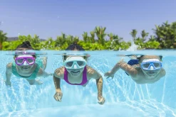 Bestway Maschera caymen, 3-6 anni, 3 colori assortiti, lenti in policarbonato e con protezione uv><noscript><img width=