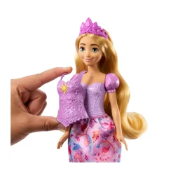DISNEY PRINCESS Mattel – rapunzel 2 storie in 1, bambola alla moda ispirata al film rapunzel con 2 look intercambiabili><noscript><img width=