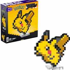 MEGA BLOKS Mega pokémon showcase – pikachu, set in stile retrò pixelato da costruire con 400 pezzi, con base piana per esporlo e incisione sul retro per appenderlo><noscript><img width=