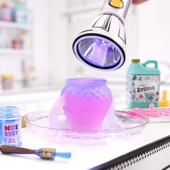 MINIVERSE MGA Mga’s miniverse make it mini lifestyle s2 – mini oggetti da collezione sorpresa, fai da te in resina: teiere, tazze, candele, vasi, 8+><noscript><img width=