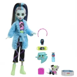 Monster High – frankie stein creepover party, bambola con outfit dettagliato e accessori per il pigiama party, cucciolo watzie incluso> Fashion Dolls