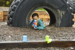 NERF elite junior – set voyage target, blaster in gommapiuma facile da usare, 20 dardi elite, 2 bersagli, per giochi all’aperto di bambini e bambine, dai 6 anni in su><noscript><img width=