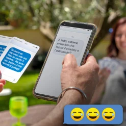 ROCCO GIOCATTOLI New phone, who dis? – yas!games – l’unico in italiano><noscript><img width=