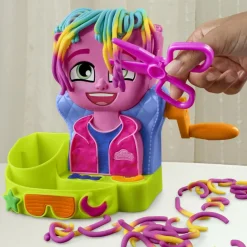 PLAY-DOH – capelli pazzerelli, playset per giocare al parrucchiere, giocattoli di fantasia per bambini e bambine dai 3 anni in su><noscript><img width=
