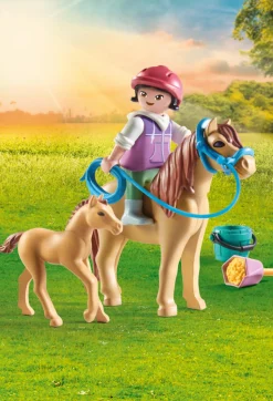 Playmobil horse of waterfall 71498 bambina con pony e puledro per bambini dai 4 anni> Mondi Immaginari