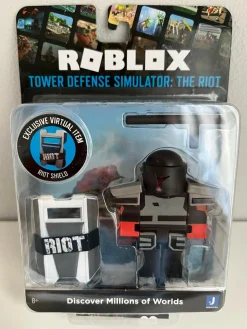 Roblox personaggi base  archmage arms dealer 3 con tanti accessori inclusi> Action Figures
