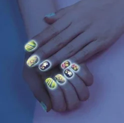 CRAZY CHIC Shiny nails><noscript><img width=