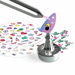 FAO Schwarz Street chic nails custom studio, set per nail art> Moda, Gioielli, Decorazioni, Cosmetici