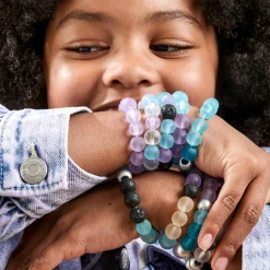 FAO Schwarz Studio di gioielli e braccialetti con perline><noscript><img width=